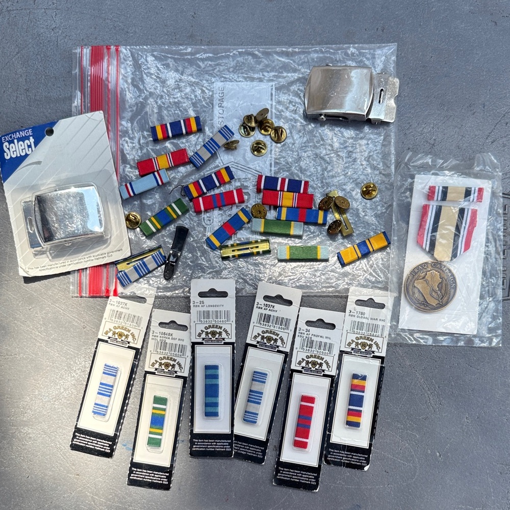 EXCHANGE Men's Accessories Set with Silver and Multicolor Accents